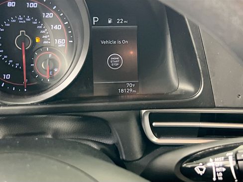 Used 2023 Hyundai Elantra SEL FWD image 12