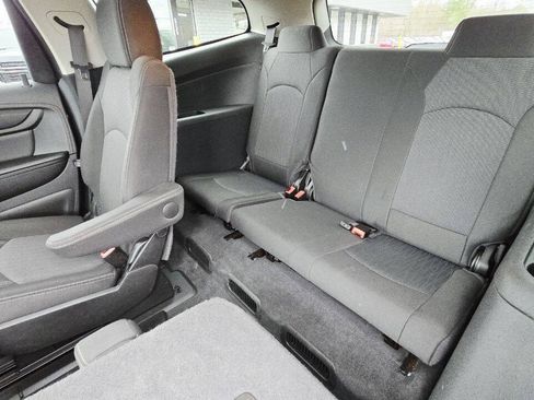 Used 2017 Chevrolet Traverse LT w/ True North Edition FWD image 12