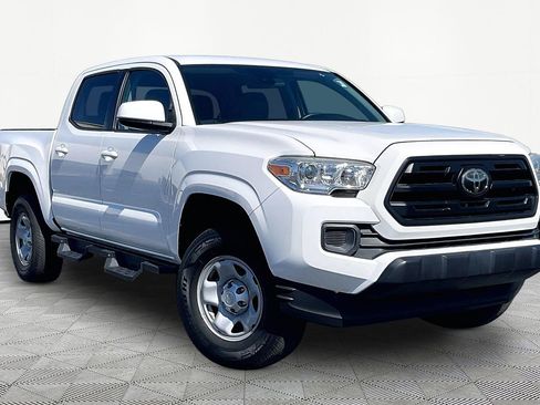 Used 2019 Toyota Tacoma SR w/ SR Convenience Package image 1