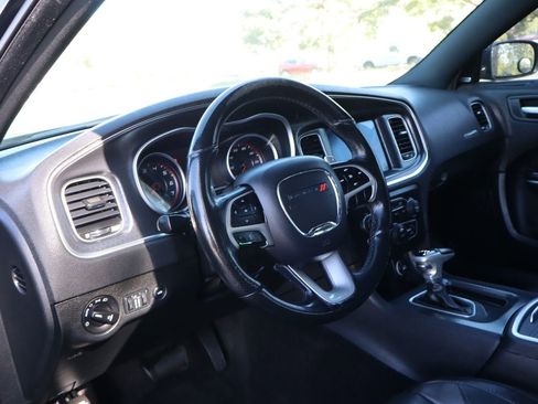 Used 2018 Dodge Charger GT image 15