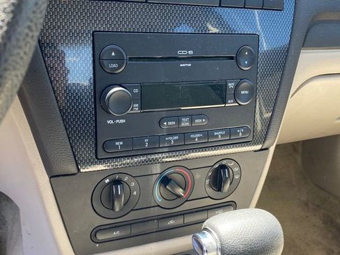 Used 2007 Ford Fusion SE FWD image 7