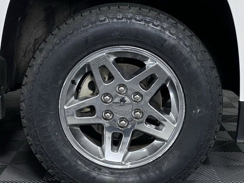 Used 2016 Chevrolet Tahoe LT image 10