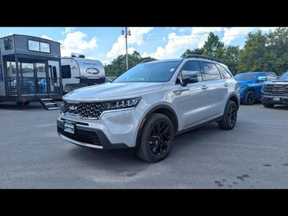 Used 2023 Kia Sorento S