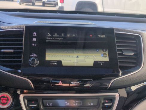 Certified 2019 Honda Pilot Touring image 26