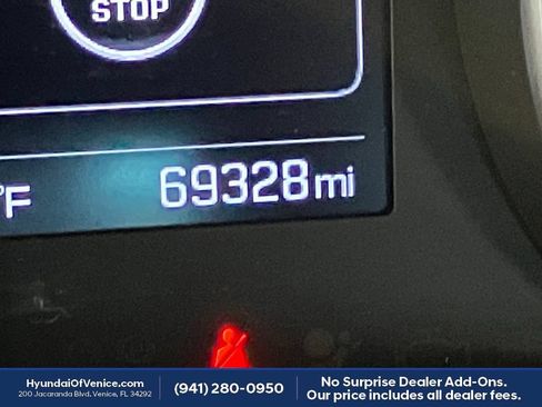 Used 2018 Hyundai Elantra Limited FWD image 12