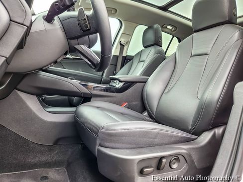 Certified 2024 Buick Envision Preferred AWD/4WD image 7