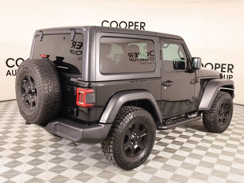 Used 2020 Jeep Wrangler Sport AWD/4WD image 18