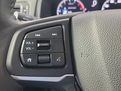 Certified 2025 Honda Ridgeline Sport image 26