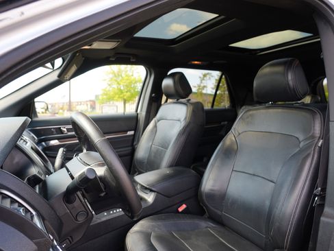 Used 2016 Ford Explorer Limited AWD/4WD image 12