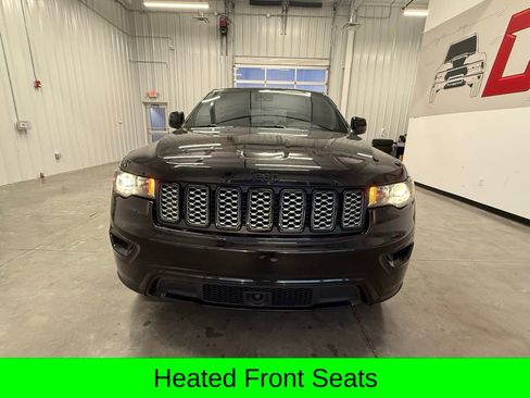 Used 2021 Jeep Grand Cherokee Laredo X image 13