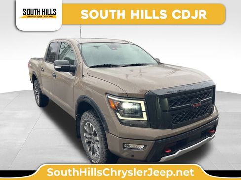 Used 2021 Nissan Titan PRO-4X w/ Pro-4x Convenience Package image 1