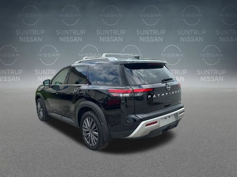 Used 2025 Nissan Pathfinder SL w/ SL Premium Package FWD image 39