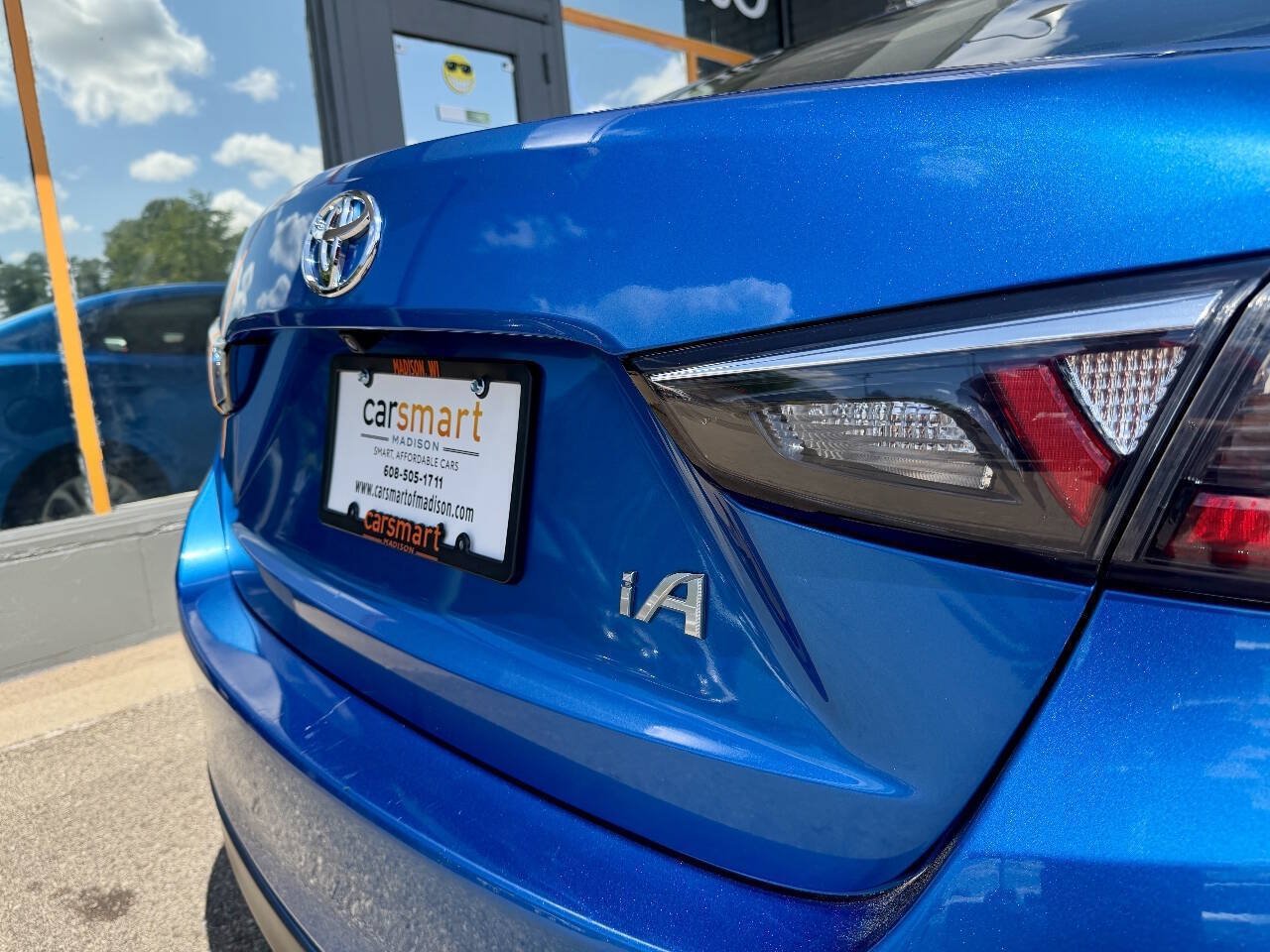 Used 2017 Toyota Yaris iA FWD image 10