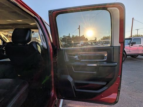 Used 2014 RAM 1500 Laramie w/ Convenience Group image 29