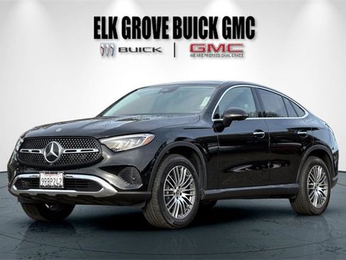 Used 2025 Mercedes-Benz GLC 300 GLC 300 image 8