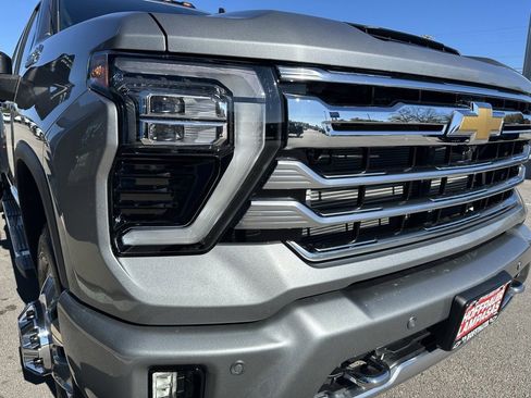 New 2026 Chevrolet Silverado 3500 High Country w/ Technology Package image 10