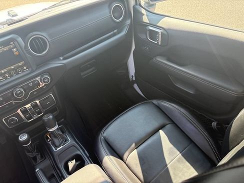 Used 2023 Jeep Wrangler Unlimited Sahara AWD/4WD image 21