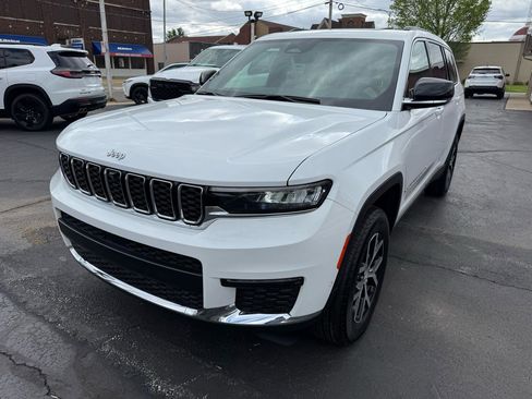 Used 2024 Jeep Grand Cherokee L Limited w/ Luxury Tech Group II AWD/4WD image 1