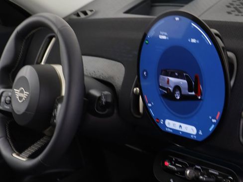 Used 2025 MINI Cooper Countryman SE AWD/4WD image 19