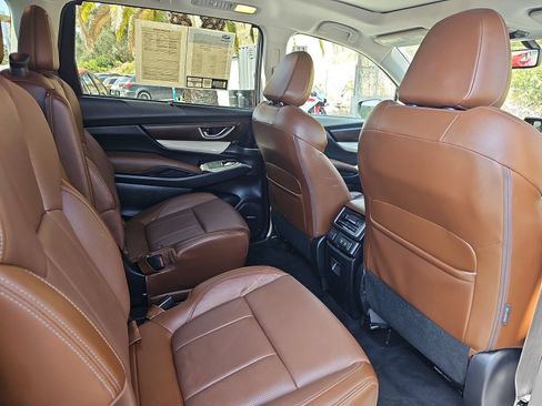 Certified 2022 Subaru Ascent Touring AWD/4WD image 11