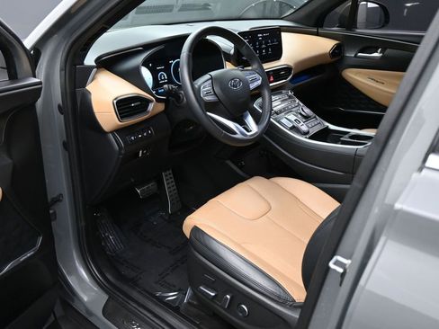 Used 2022 Hyundai Santa Fe Calligraphy FWD image 2