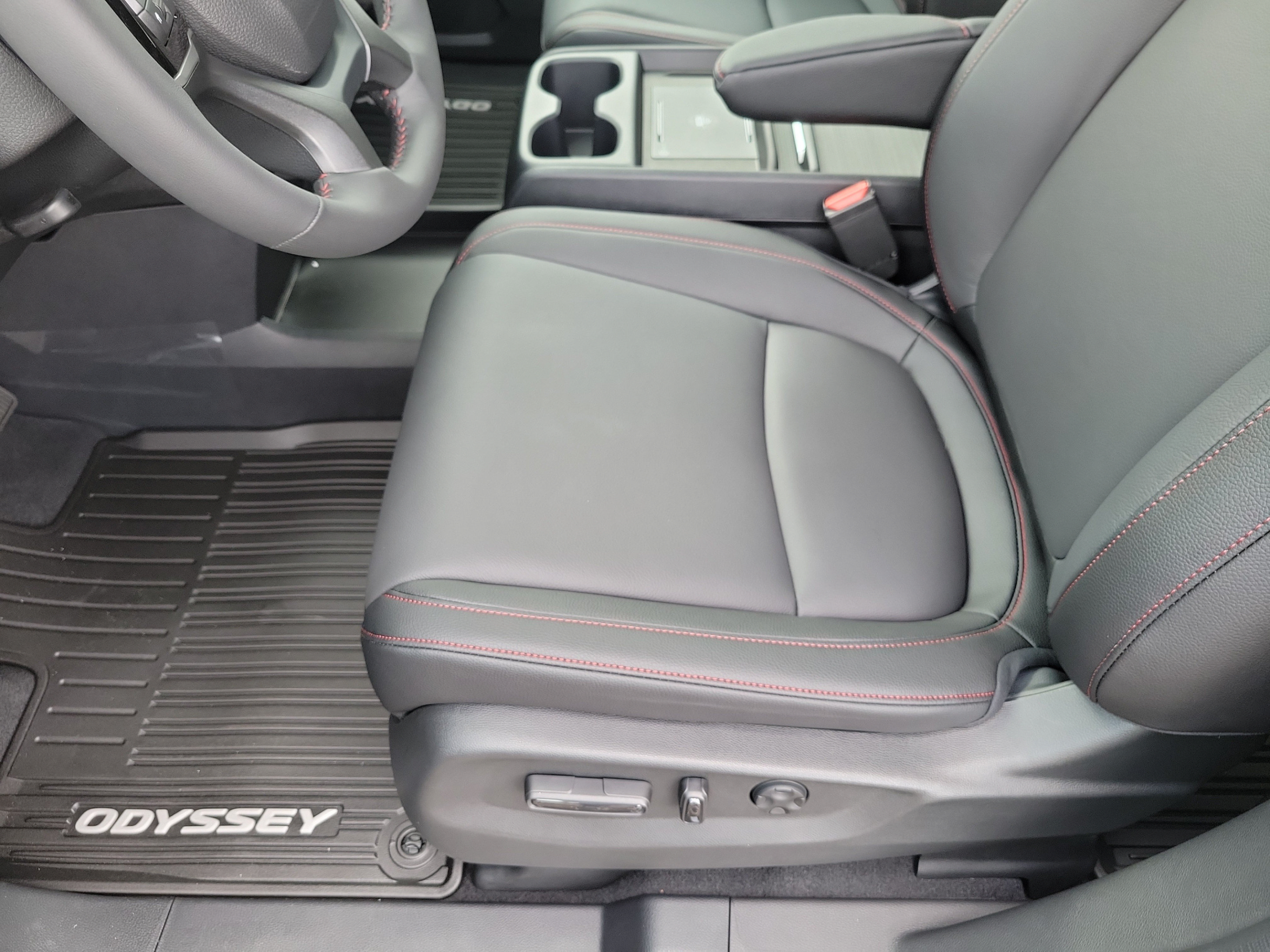 New 2026 Honda Odyssey Sport-L image 26