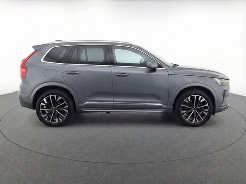 New 2026 Volvo XC90 B6 Plus w/ Protection Package Premier image 49
