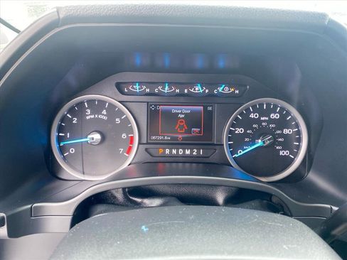 Used 2019 Ford F250 XLT w/ Snow Plow Prep Package image 13