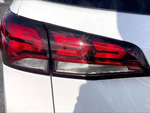 Used 2024 Chevrolet Equinox LT image 26