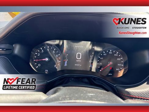 Used 2025 Jeep Compass Trailhawk AWD/4WD image 25