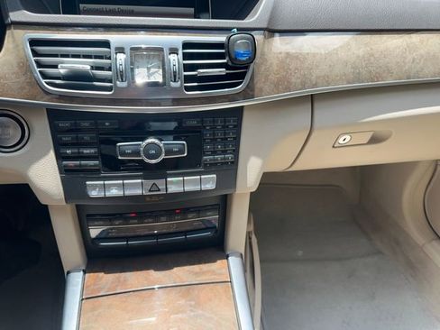 Used 2014 Mercedes-Benz E 350 Sedan image 19