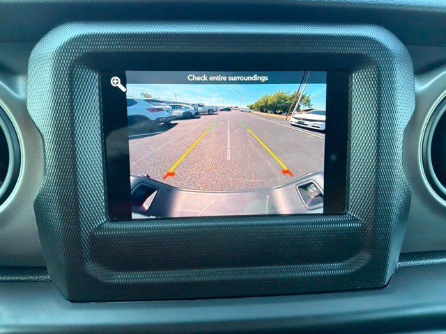 Used 2022 Jeep Gladiator Sport AWD/4WD image 18