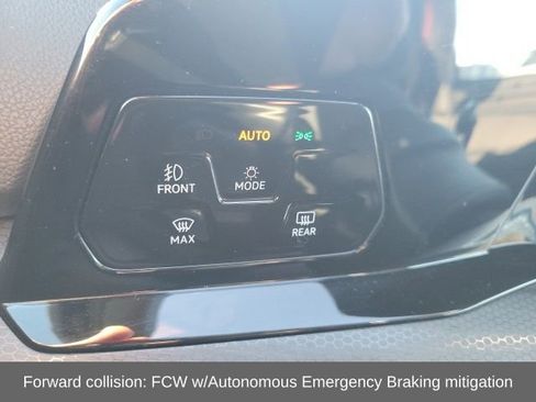 Used 2024 Volkswagen GTI S image 6