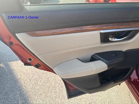 Used 2019 Honda CR-V EX image 17