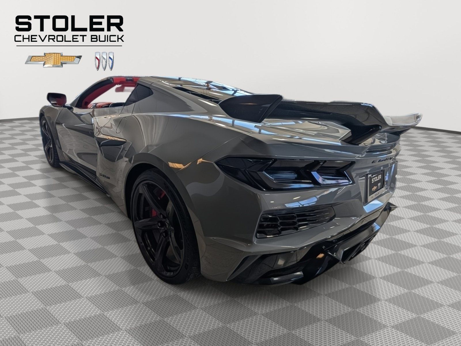 Used 2024 Chevrolet Corvette Z06 w/ Z07 Performance Package RWD image 3