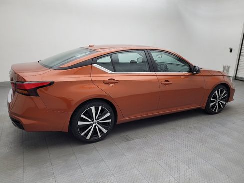 Used 2021 Nissan Altima 2.5 SR w/ SR Premium Package FWD image 10