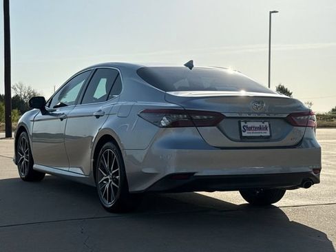 Used 2023 Toyota Camry XLE FWD image 6