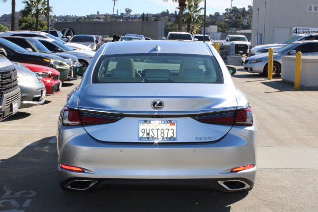 Certified 2025 Lexus ES 350 w/ Premium Package FWD image 20