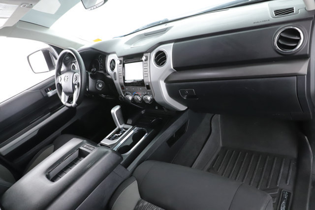 Used 2019 Toyota Tundra SR5 w/ Convenience Package AWD/4WD image 30