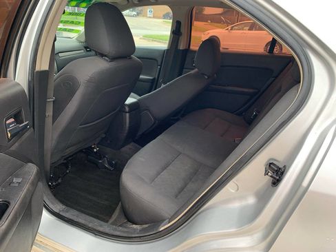 Used 2010 Ford Fusion SE image 10