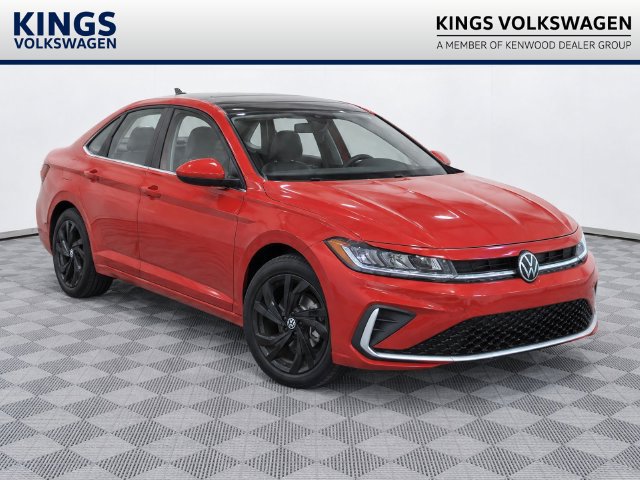 Used 2025 Volkswagen Jetta SE FWD image 1