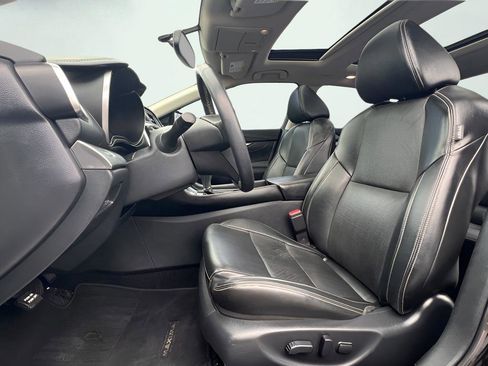 Used 2019 Nissan Maxima 3.5 SL w/ Floor Mat Group FWD image 19