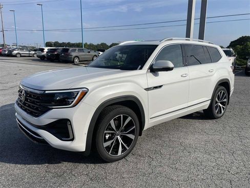 Used 2025 Volkswagen Atlas SEL Premium R-Line AWD/4WD image 9