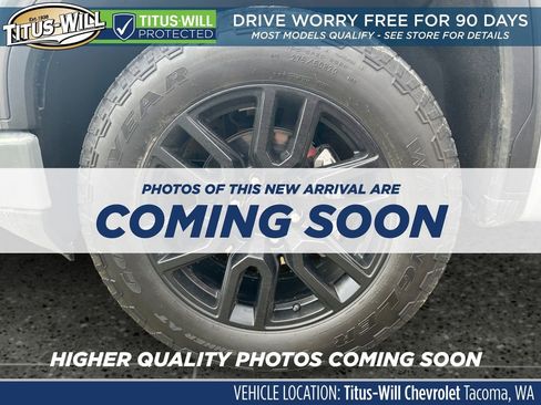 Used 2024 GMC Sierra 1500 Elevation w/ Elevation Premium Package image 4