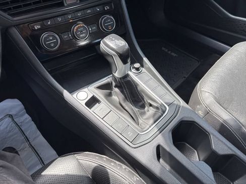 Used 2022 Volkswagen Jetta SEL FWD image 25