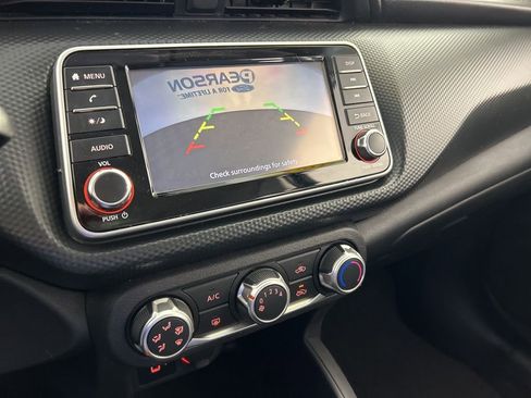 Used 2021 Nissan Kicks S FWD image 21