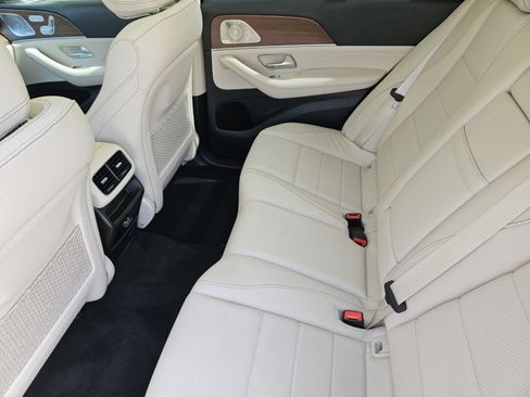 Used 2022 Mercedes-Benz GLE 350 w/ AMG Line Exterior image 26