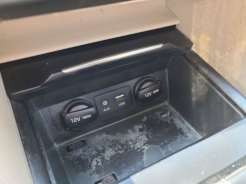 Used 2018 Hyundai Elantra SEL FWD image 23