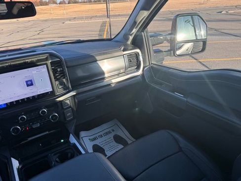 Used 2024 Ford F350 Lariat image 14