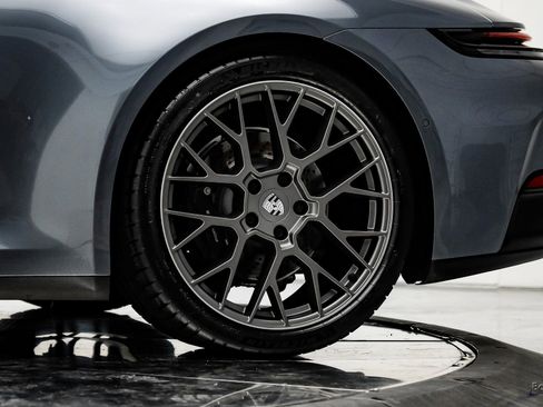 Used 2025 Porsche 911 Carrera image 98